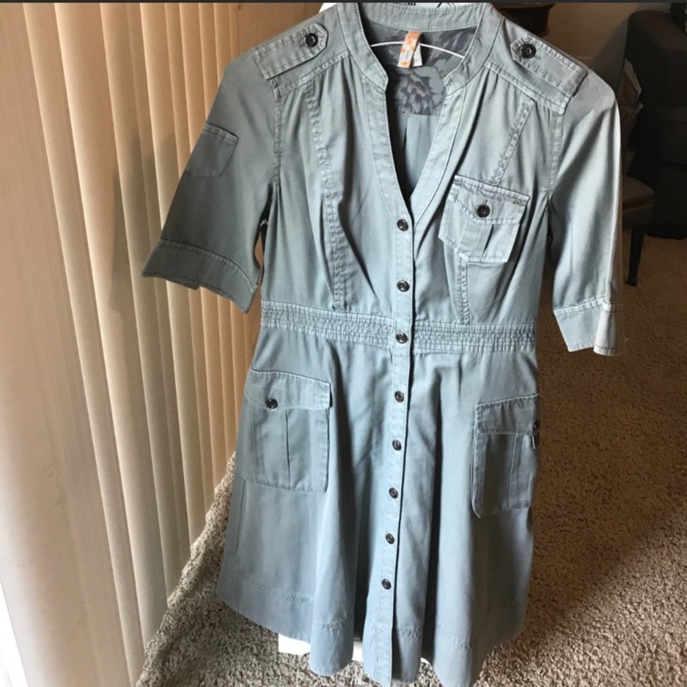 Anthropologie military cargo dress. Size 6